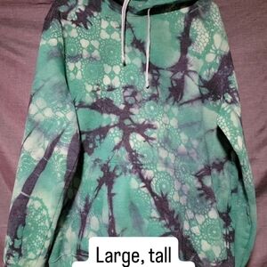 Green Tie-Dye Pullover Hoodie